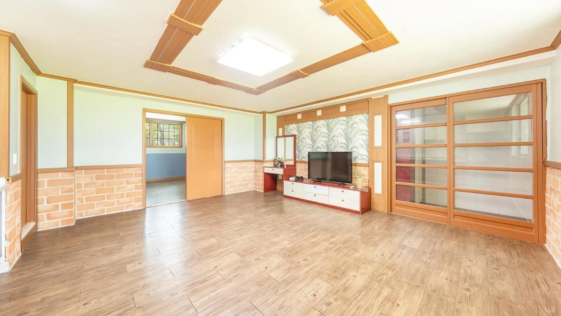 Ganghwado Byeolbatjigi Pension Incheon 3*,  South Korea