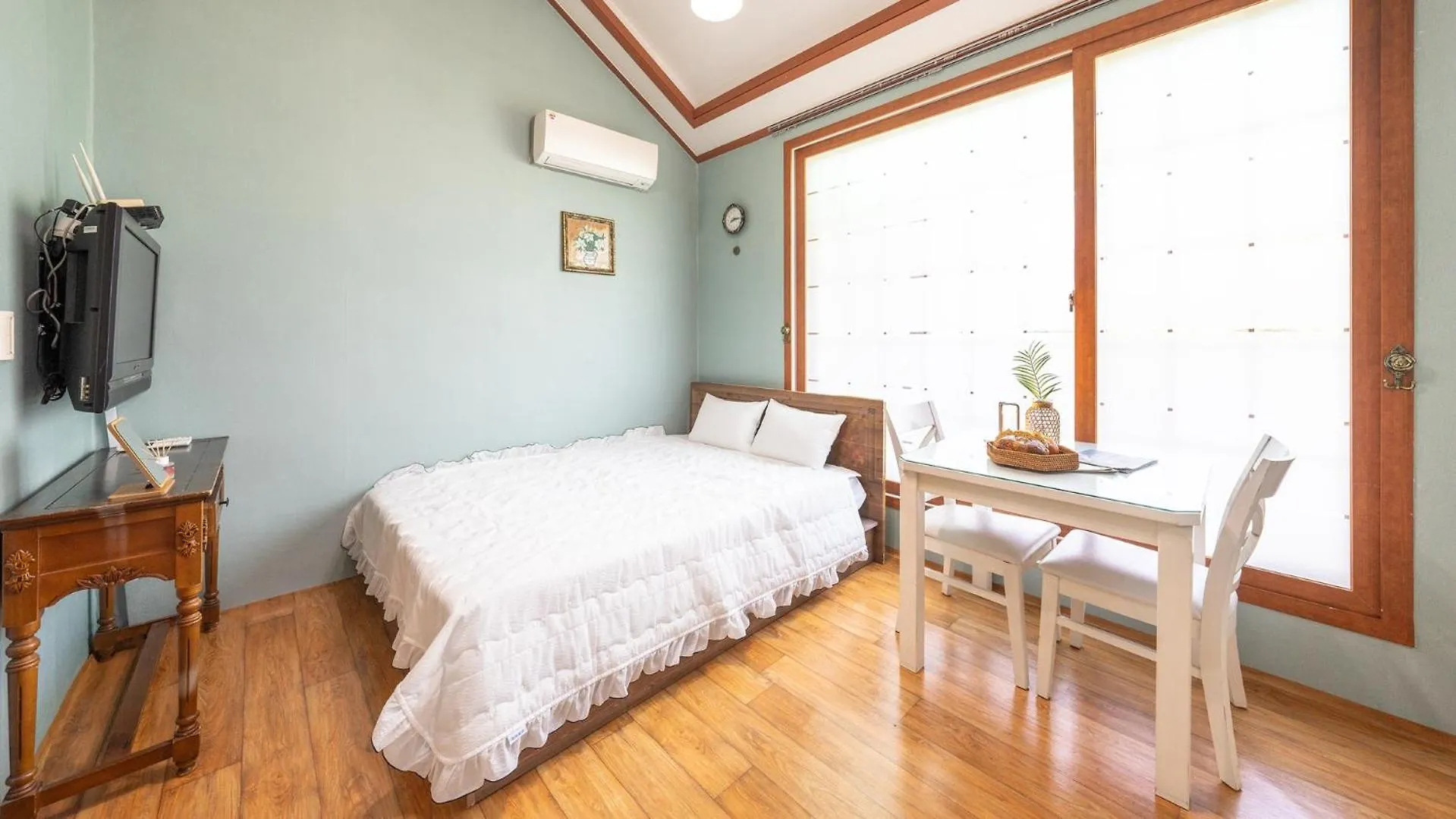Ganghwado Byeolbatjigi Pension Incheon 3*,