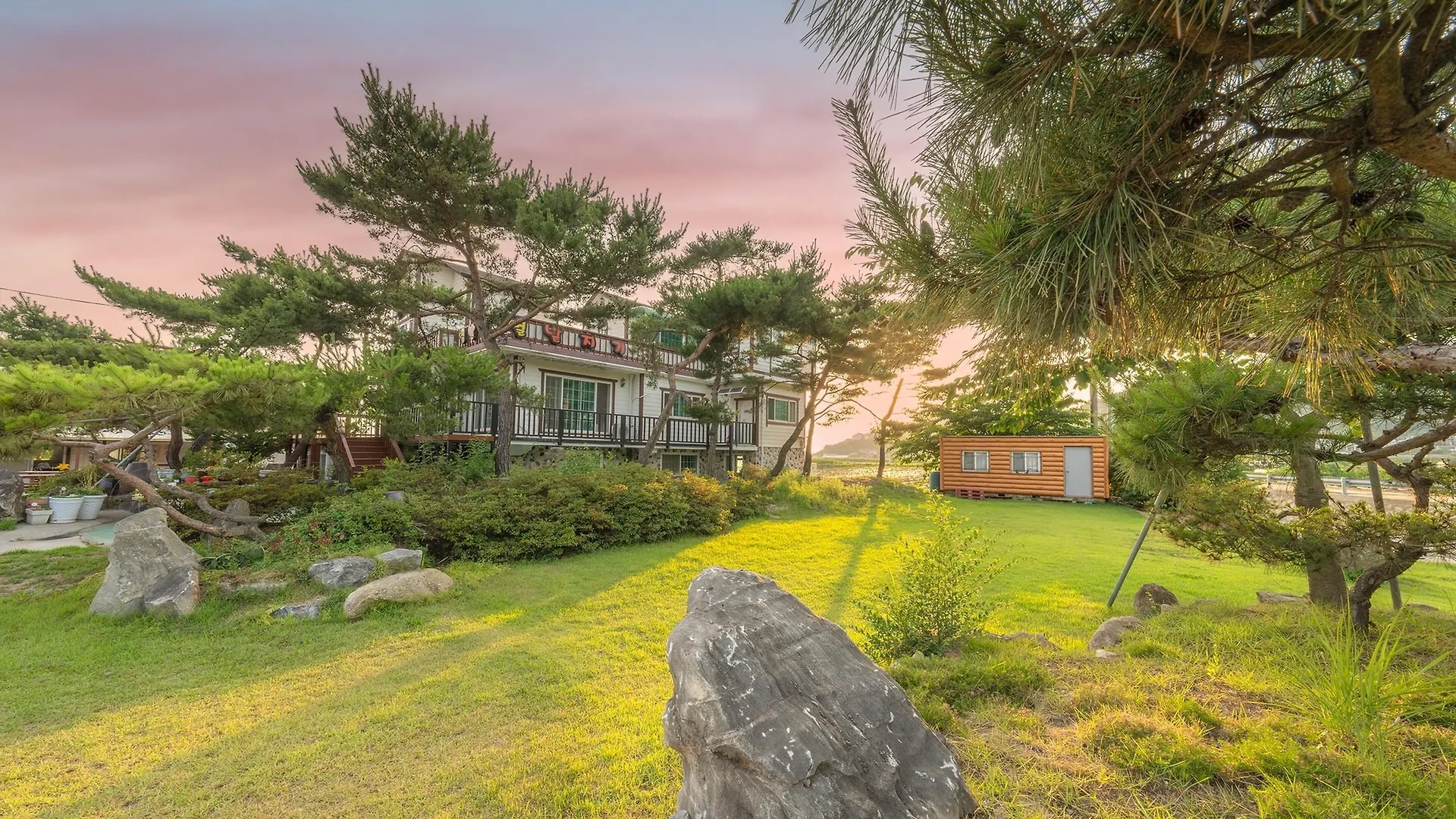 Ganghwado Byeolbatjigi Pension Incheon South Korea